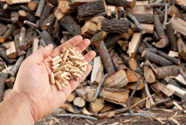 Le prix des granulés de bois en sac de 15 kg : ce qu’il faut savoir