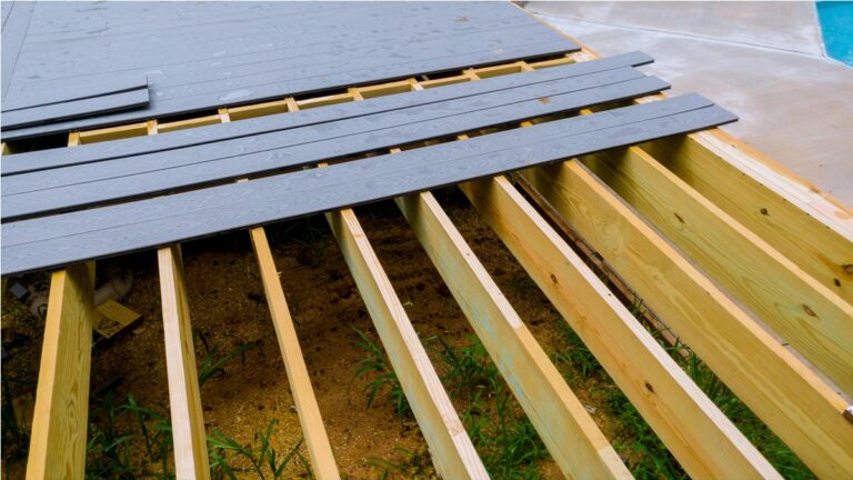 Les étapes incontournables pour construire une terrasse en bois
